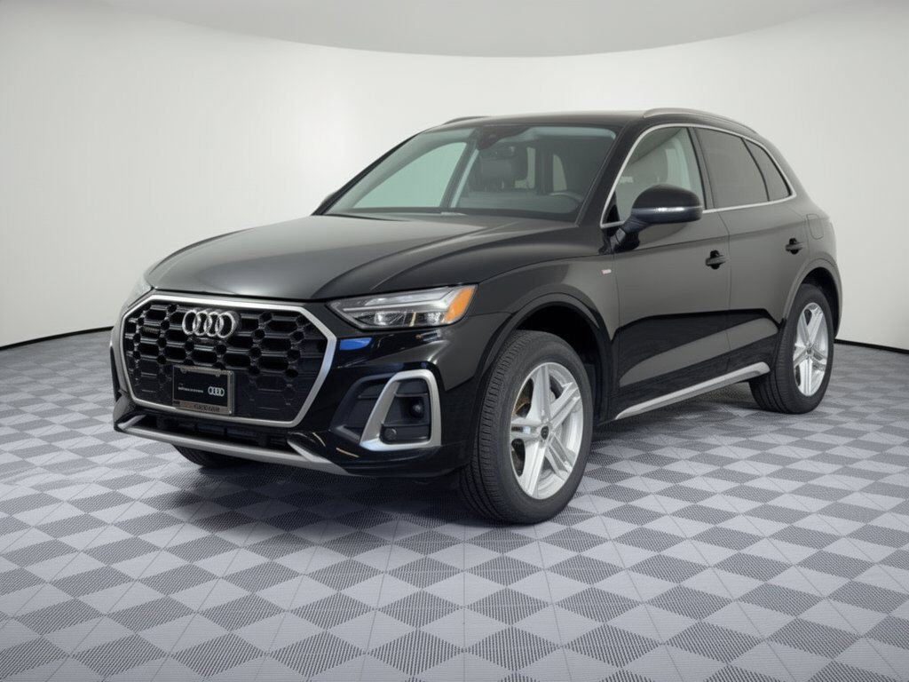 2024 AUDI Q5 e