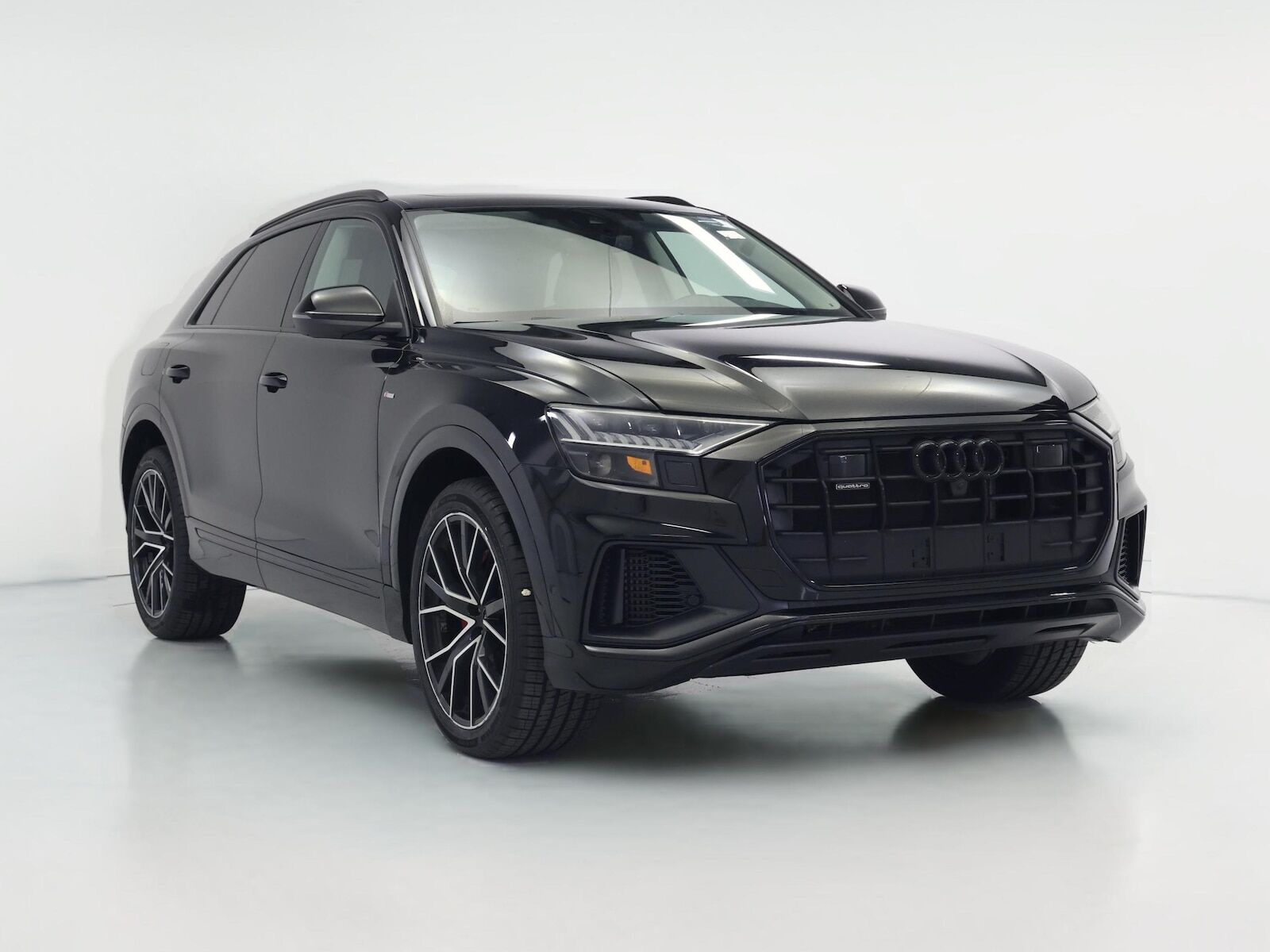 2023 AUDI Q8