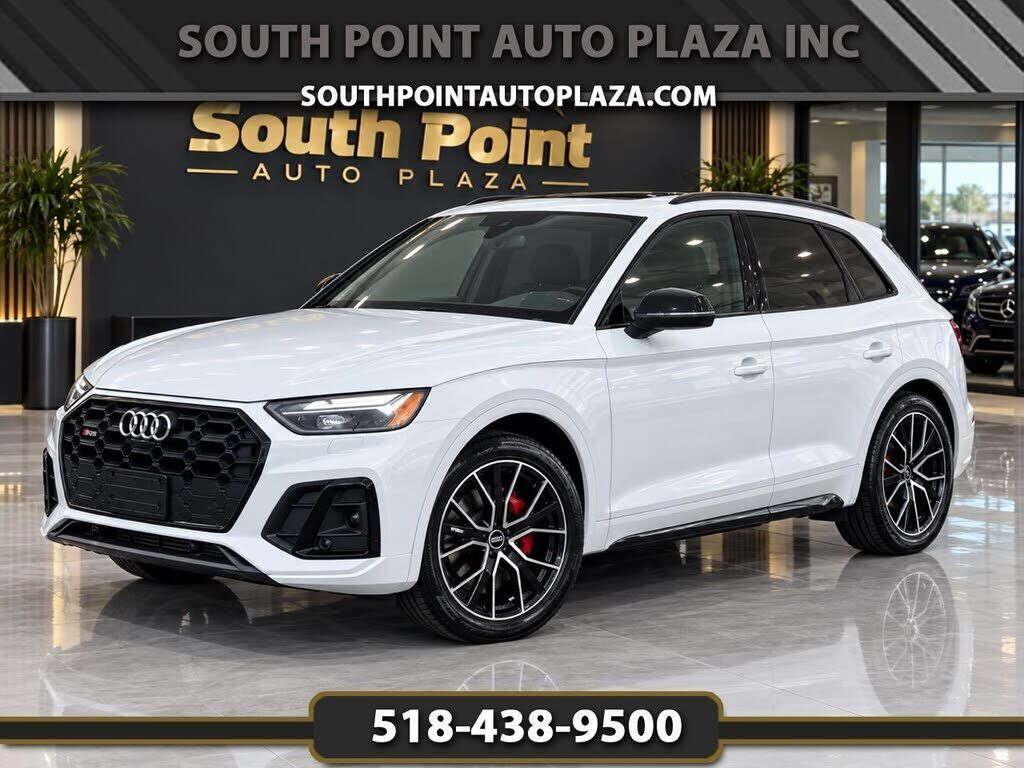 2022 AUDI SQ5