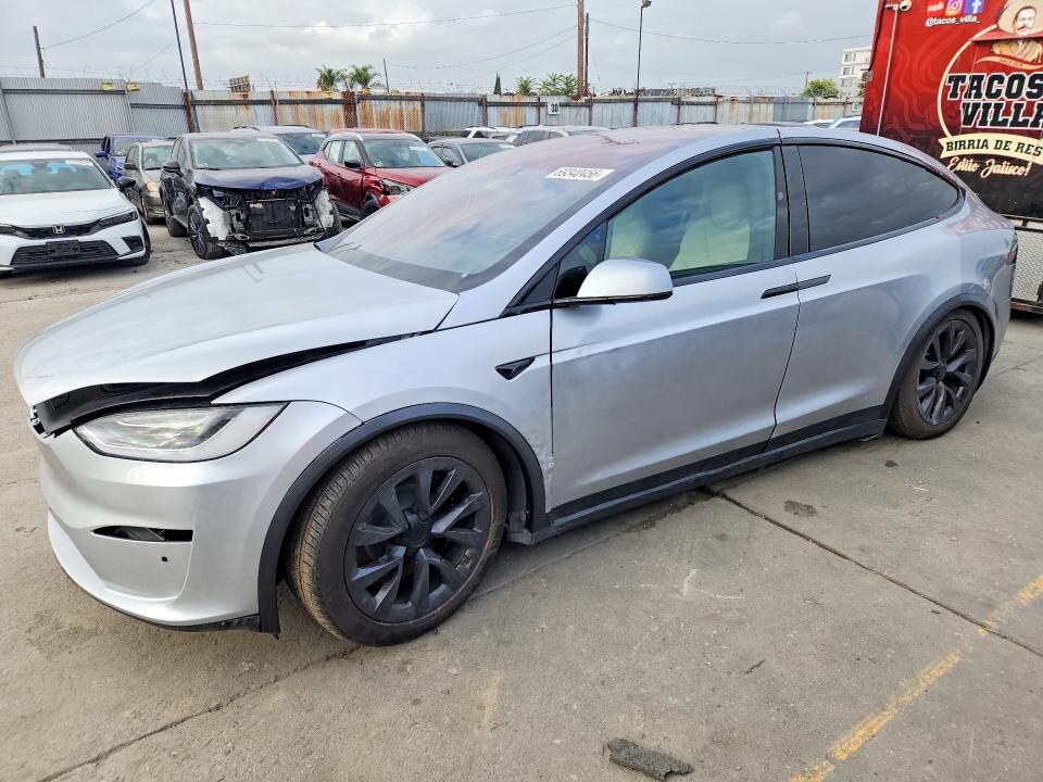 2025 TESLA Model X