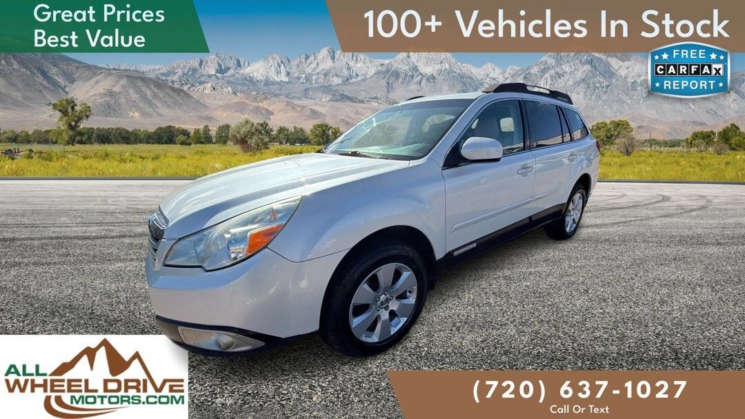 2012 SUBARU Outback