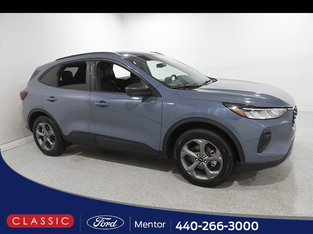 2025 FORD Escape