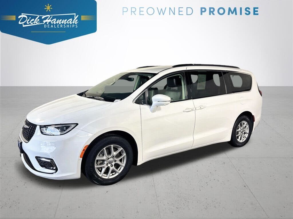 2022 CHRYSLER Pacifica