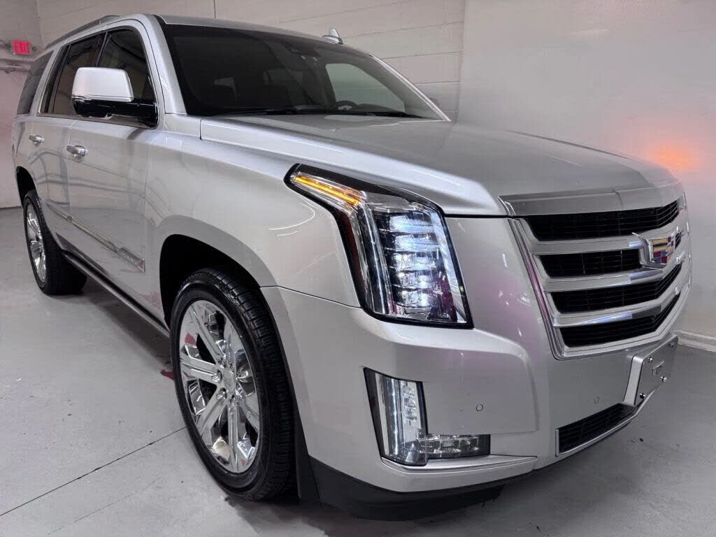 2016 CADILLAC Escalade