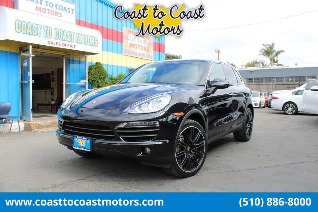 2014 PORSCHE Cayenne