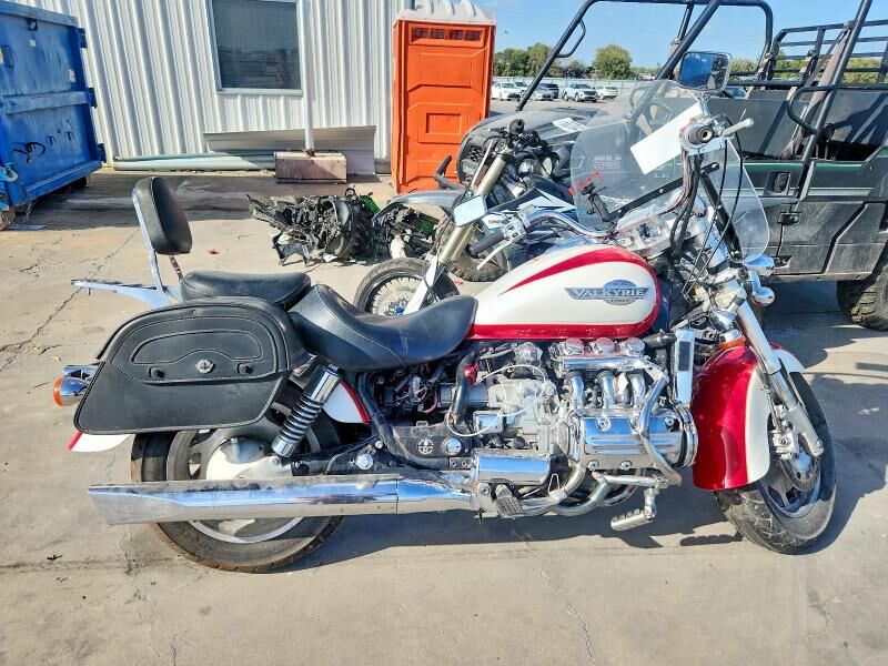 1997 HONDA GL1500C