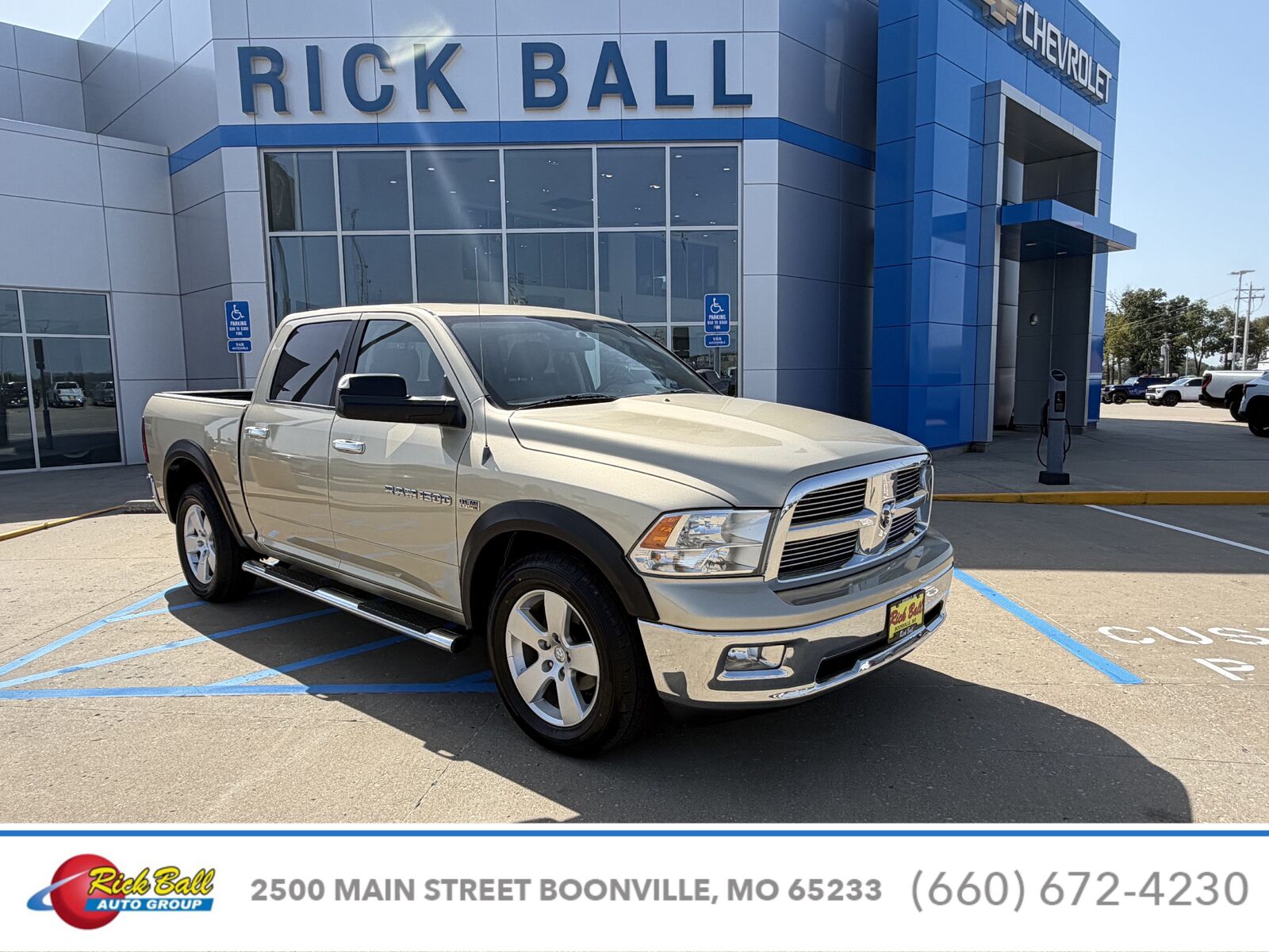2011 DODGE Ram
