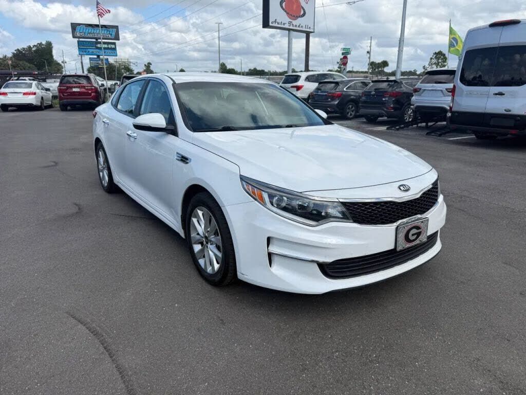 2017 KIA Optima