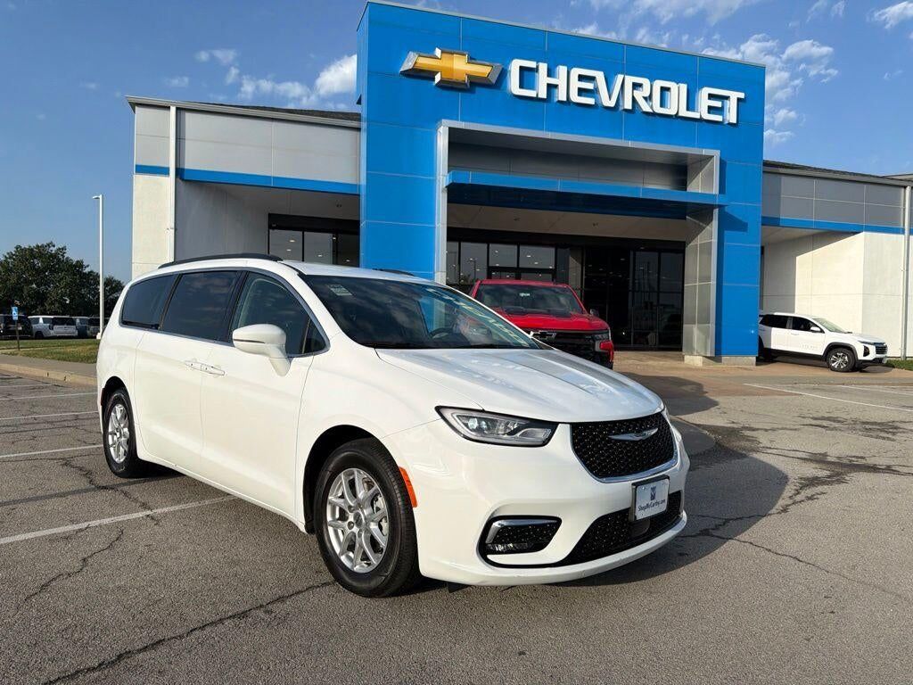 2022 CHRYSLER Pacifica