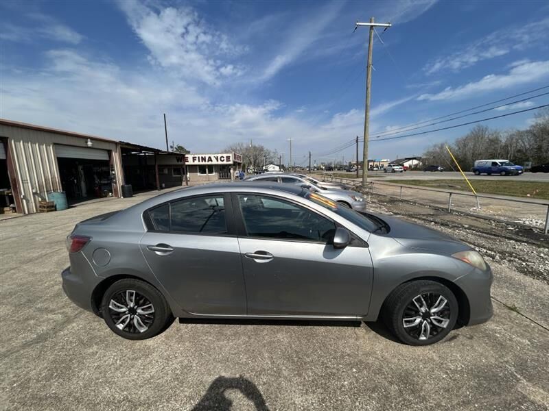 2013 MAZDA Mazda3