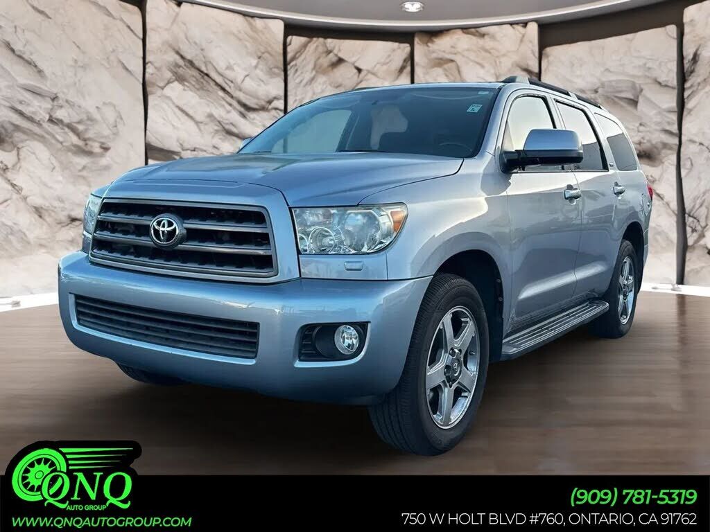 2013 TOYOTA Sequoia