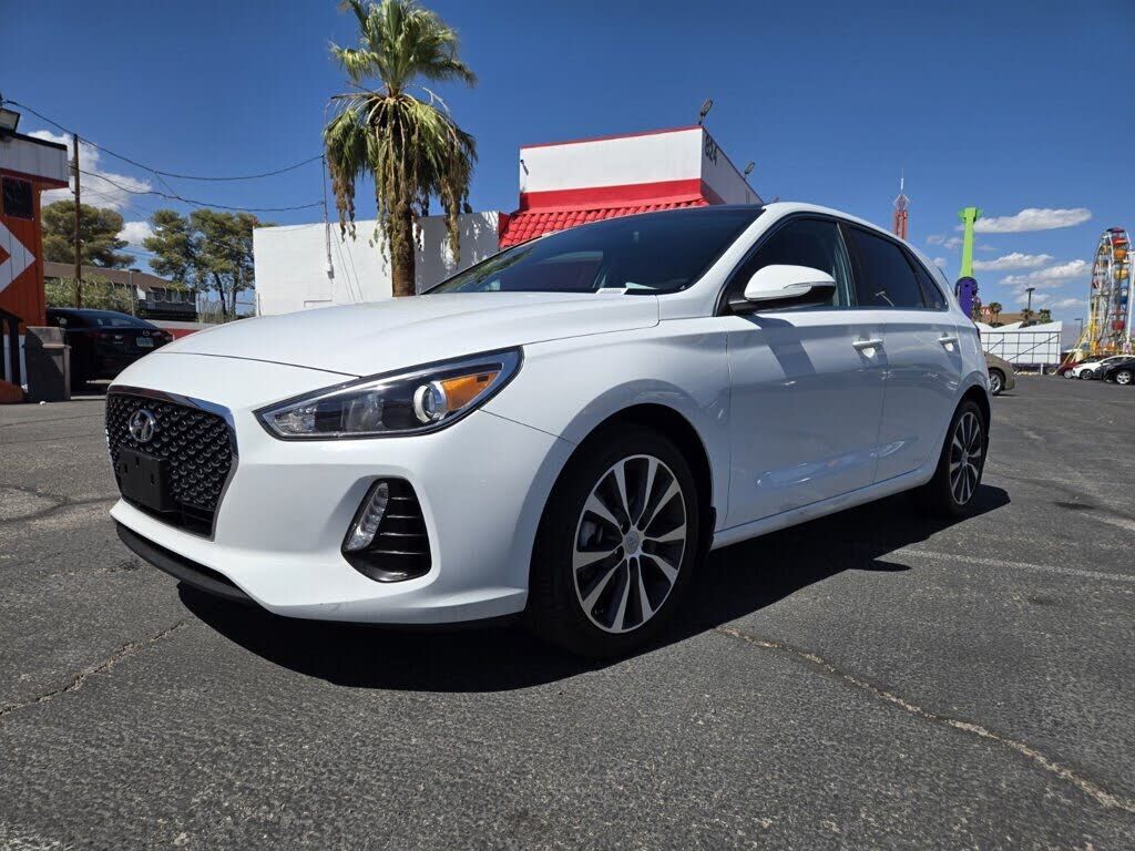 2019 HYUNDAI Elantra GT