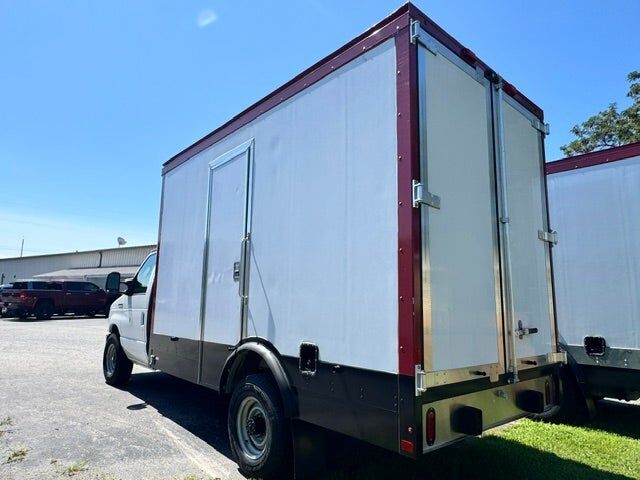 2023 FORD E-350