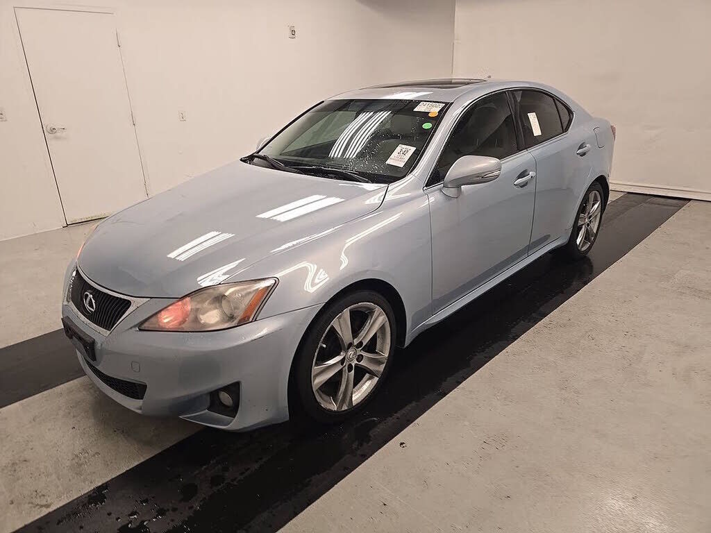 2011 LEXUS IS
