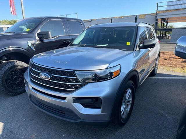 2021 FORD Explorer