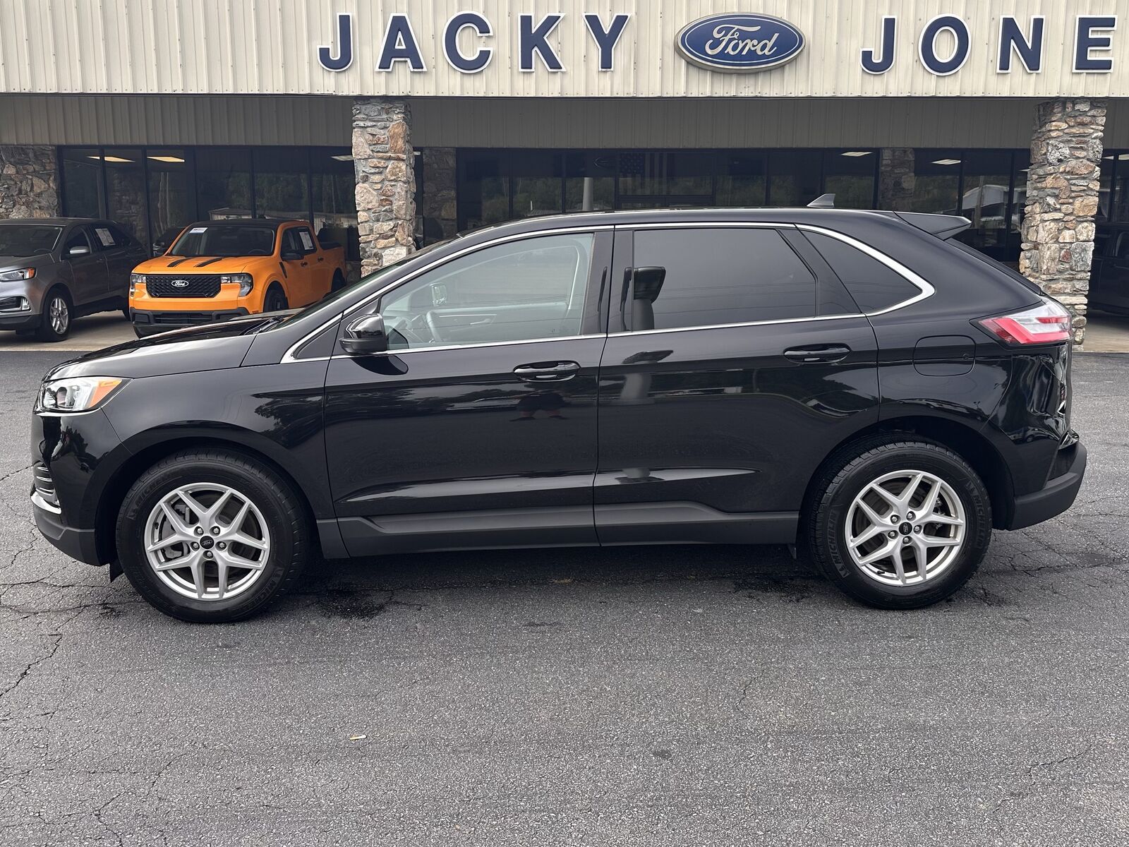 2024 FORD Edge