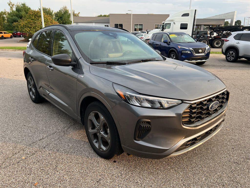 2021 FORD Escape