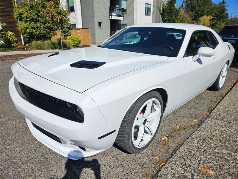 2016 DODGE Challenger