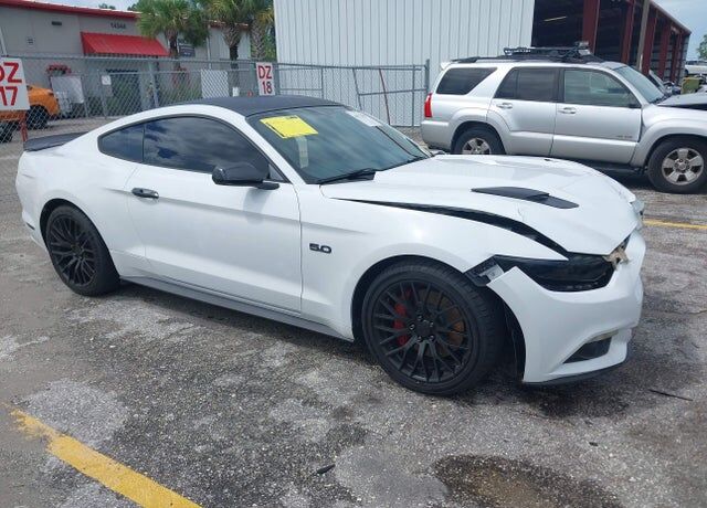 2015 FORD Mustang