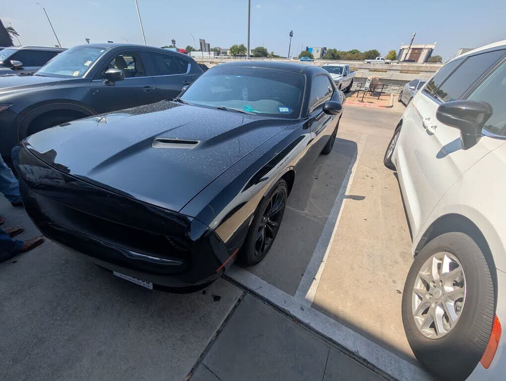 2017 DODGE Challenger