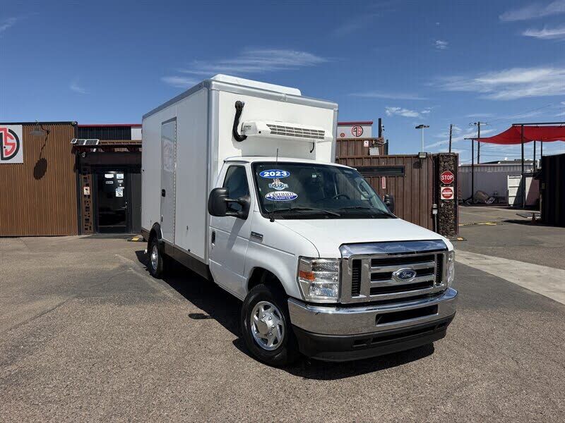2023 FORD E-350
