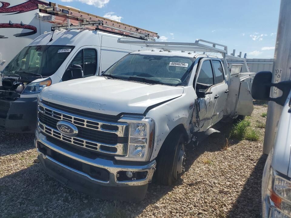 2024 FORD F-550