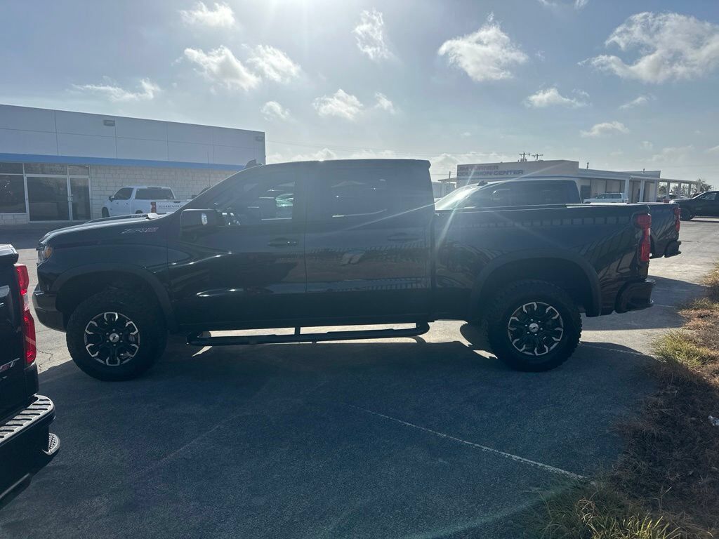 2023 CHEVROLET Silverado
