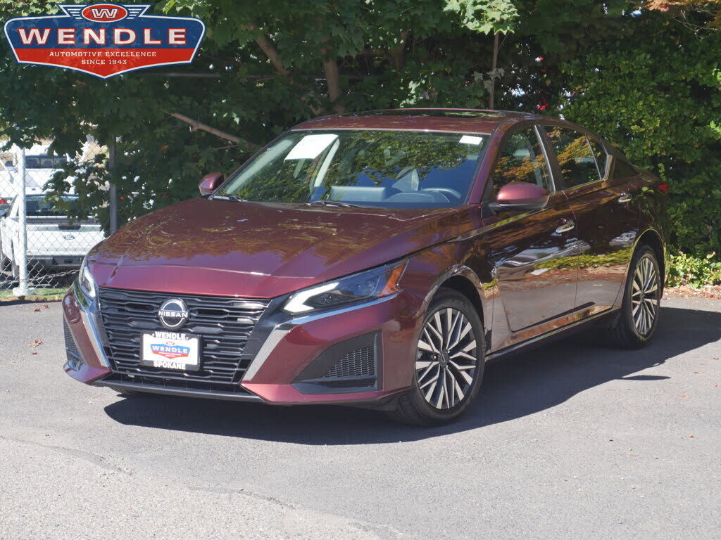 2024 NISSAN Altima