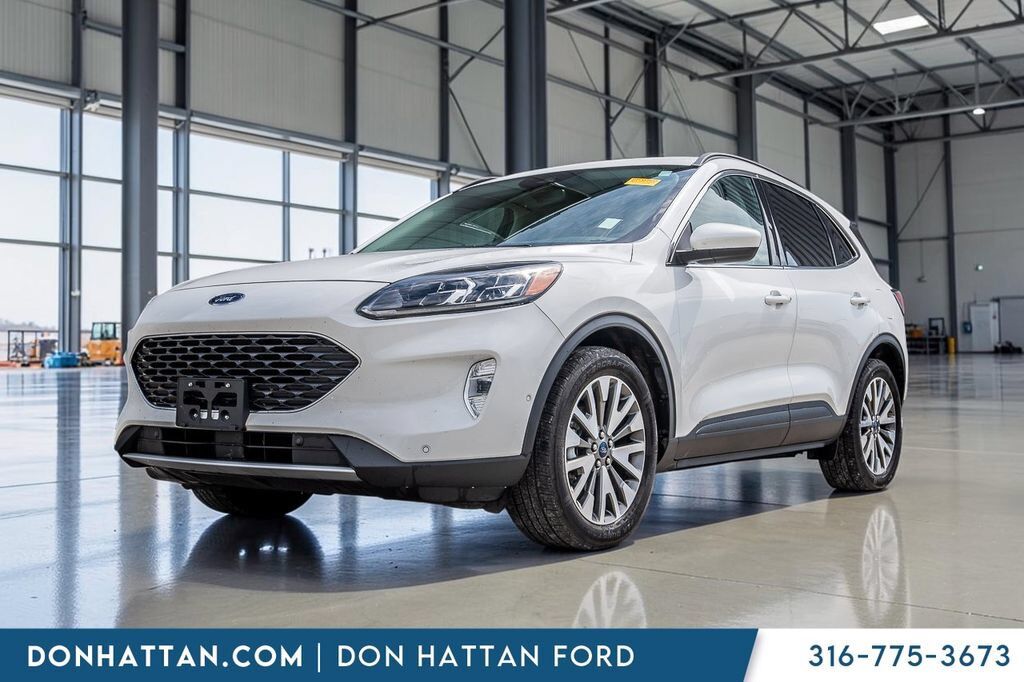 2021 FORD Escape