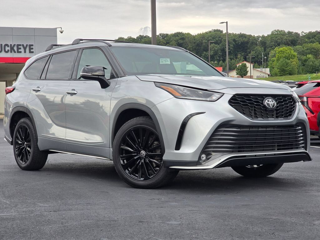 2023 TOYOTA Highlander