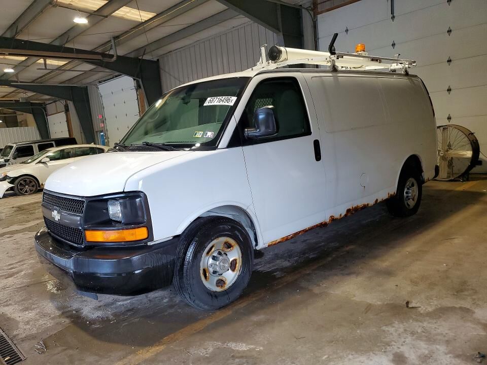 2011 CHEVROLET Express