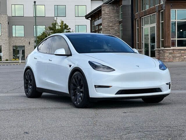 2021 TESLA Model Y