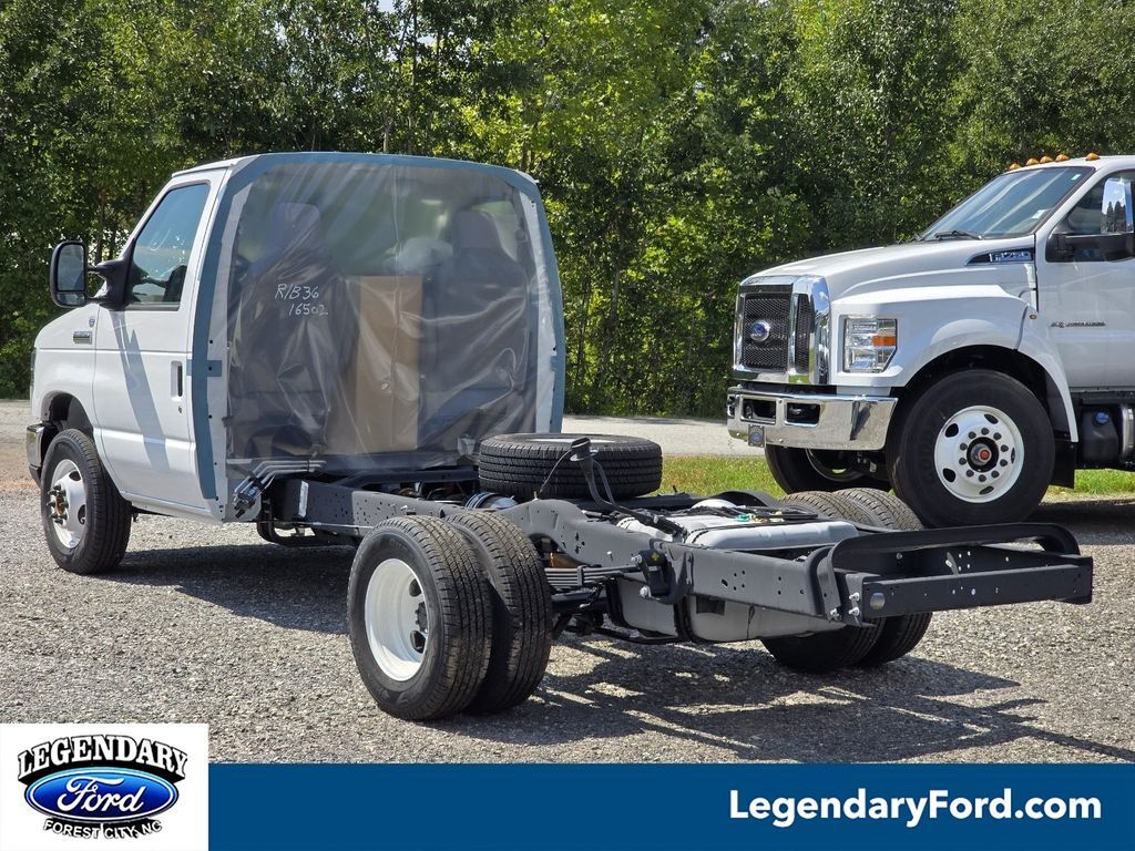 2027 FORD E-350
