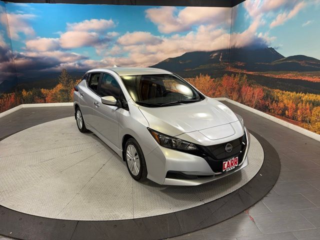 2024 NISSAN Leaf