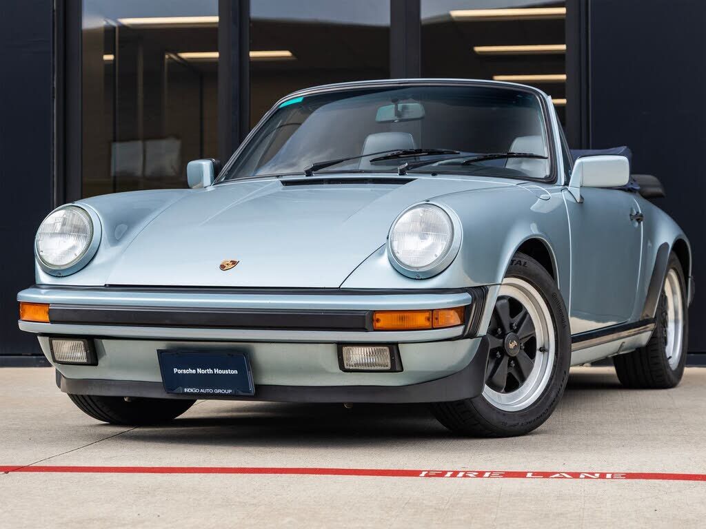 1988 PORSCHE 911