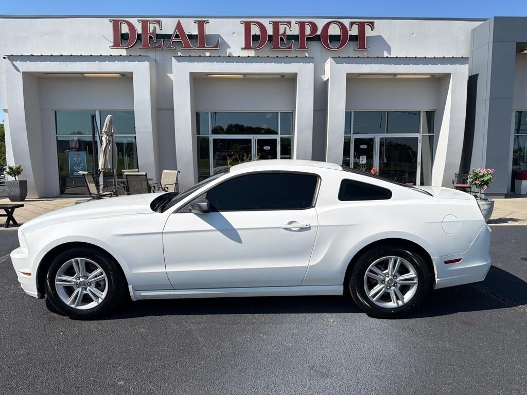 2013 FORD Mustang