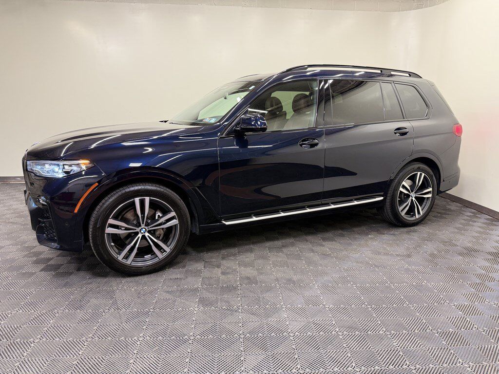 2022 BMW X7