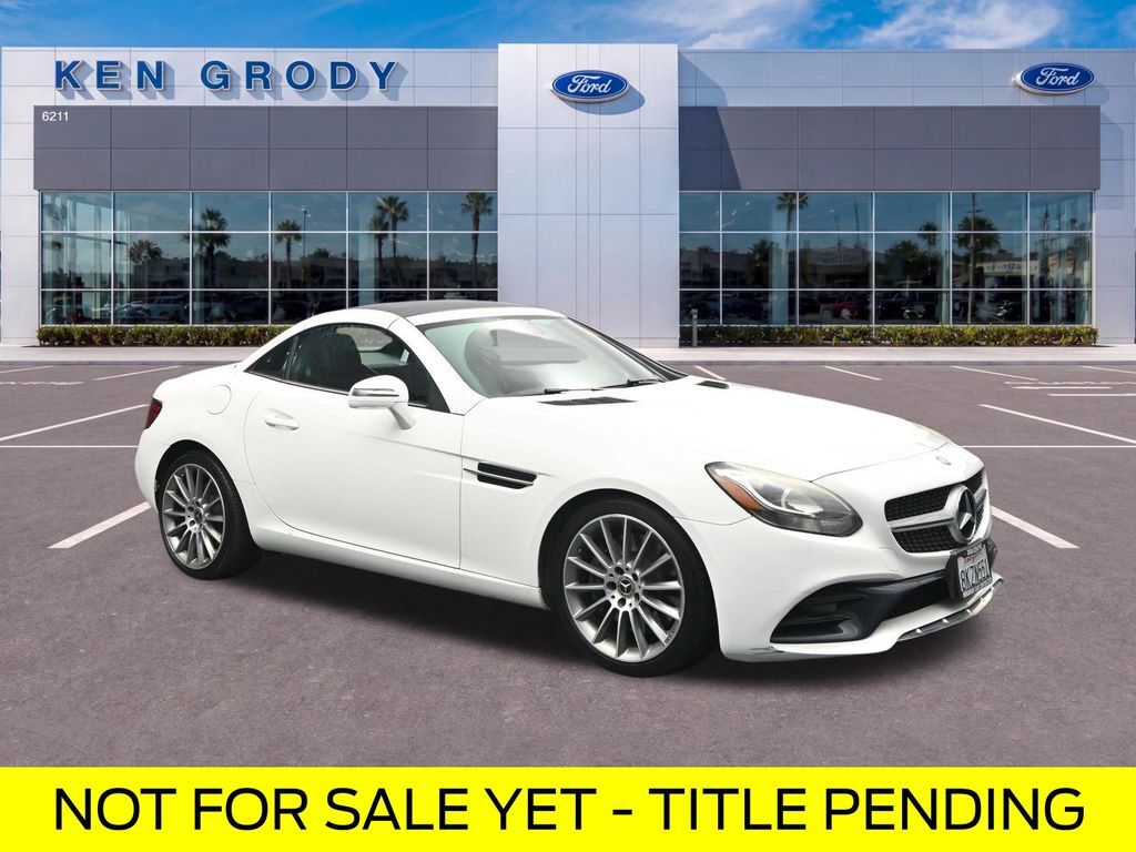 2017 MERCEDES-BENZ SLC-Class