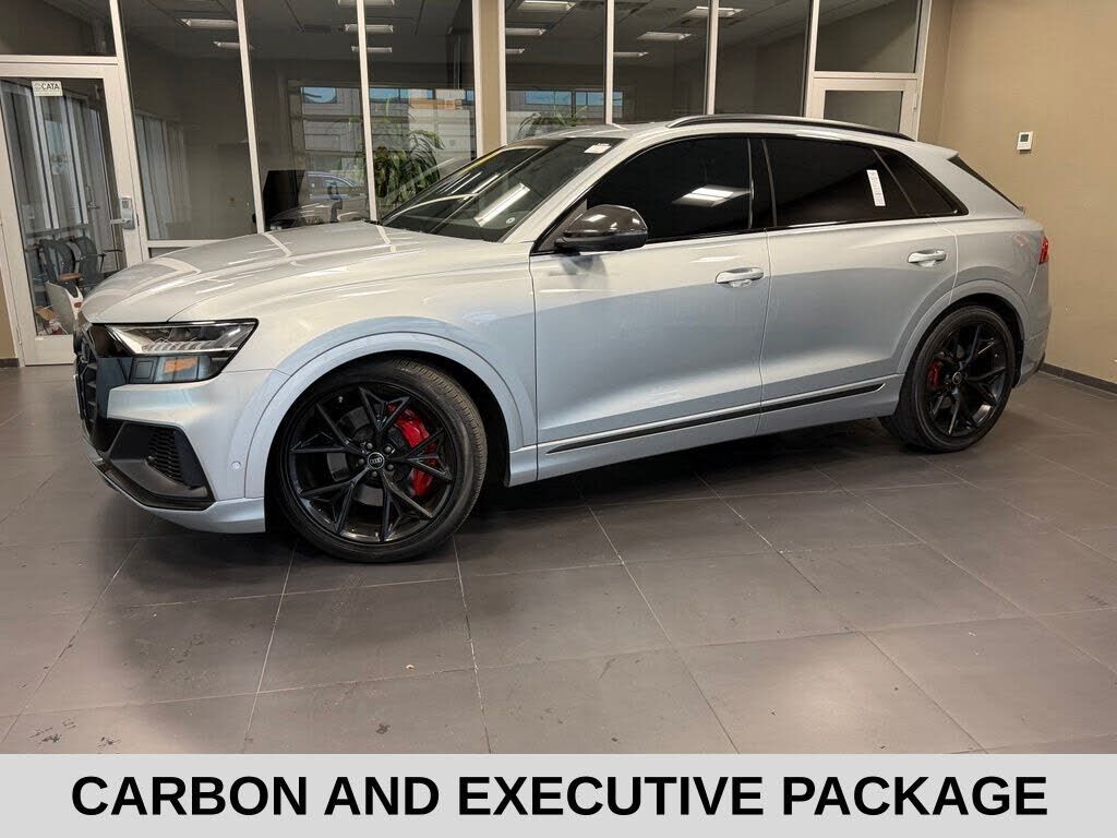 2023 AUDI SQ8