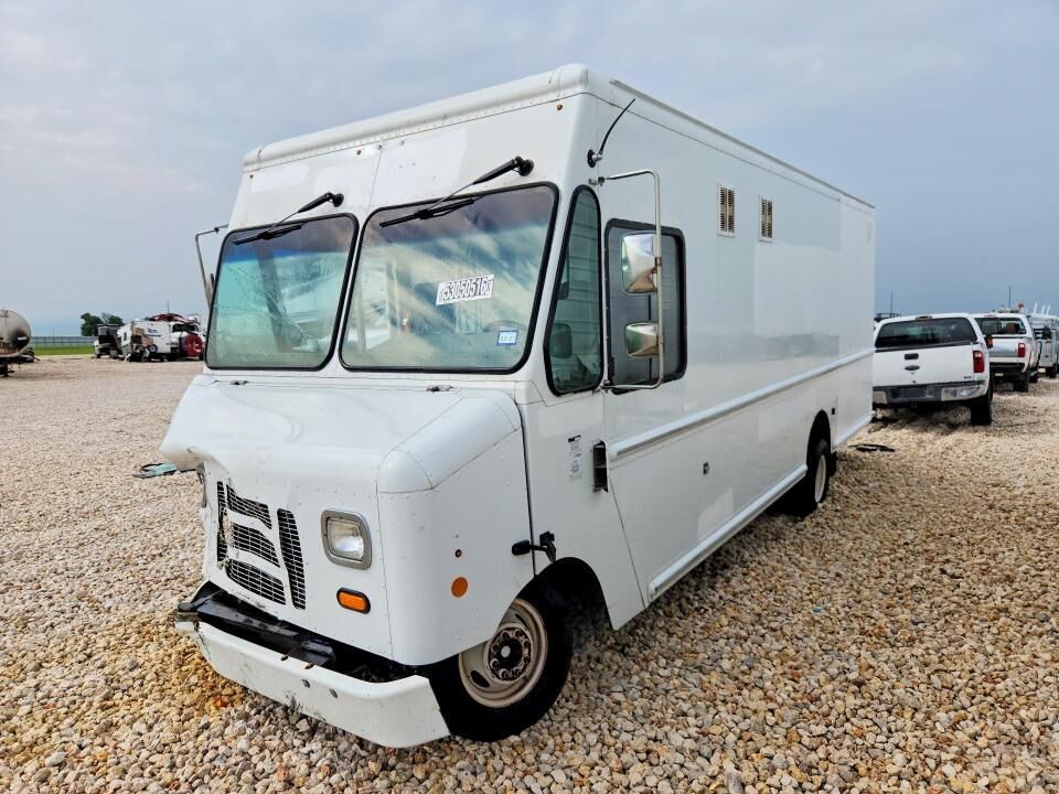 2013 FORD E-450