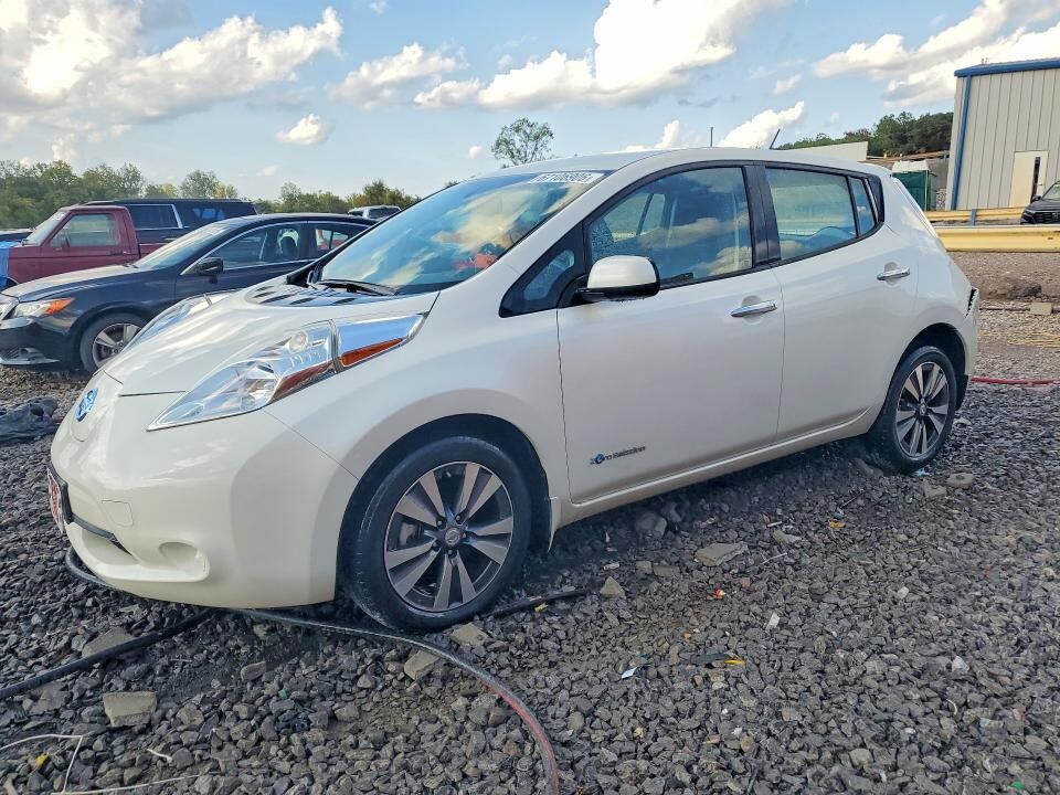 2015 NISSAN Leaf