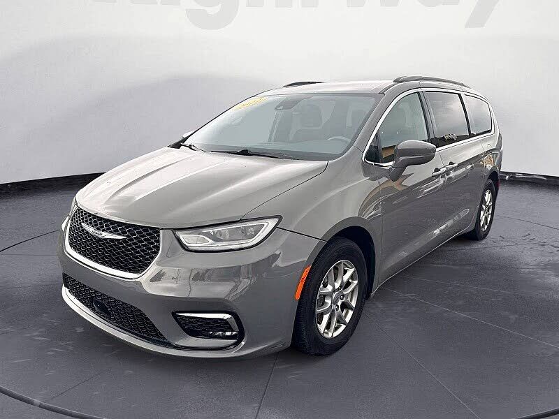 2022 CHRYSLER Pacifica