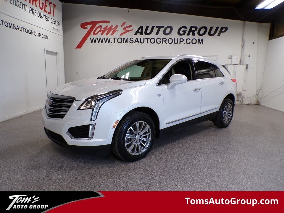 2017 CADILLAC XT5