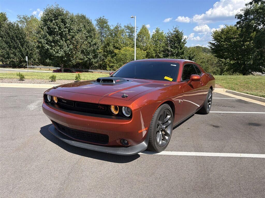 2021 DODGE Challenger