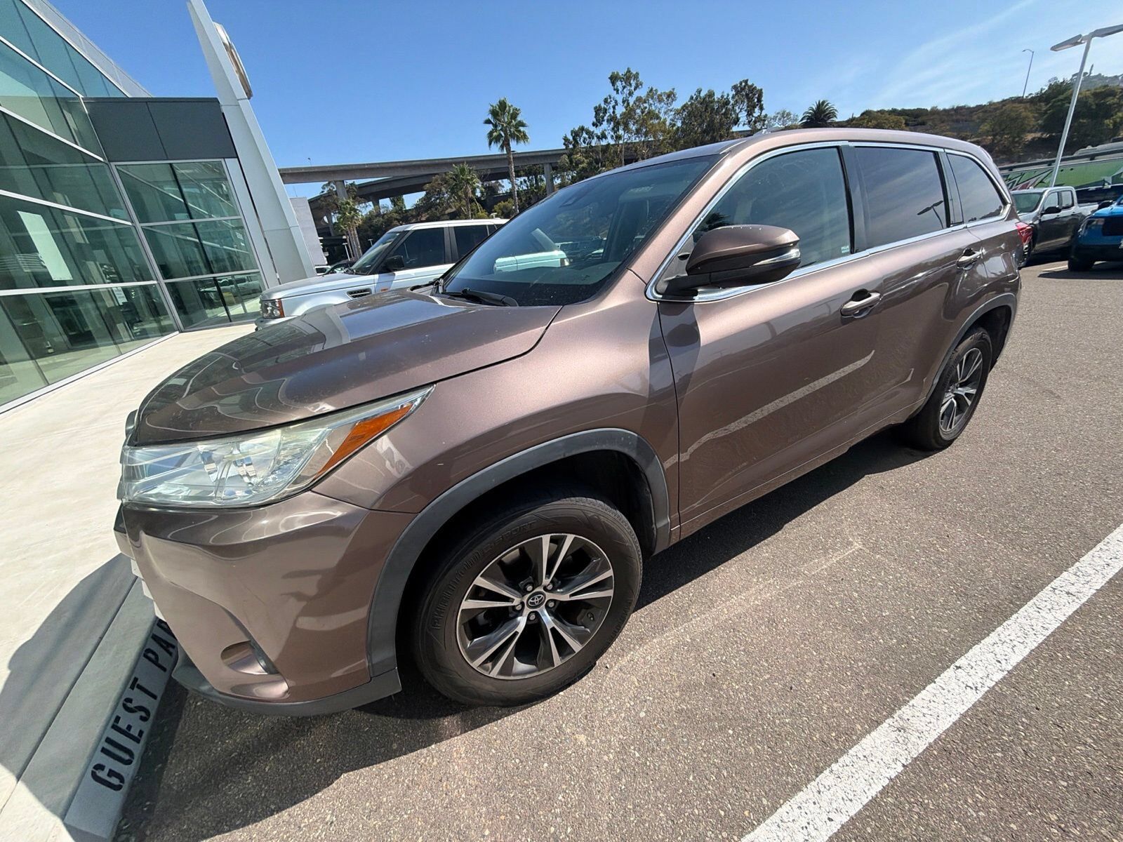 2018 TOYOTA Highlander