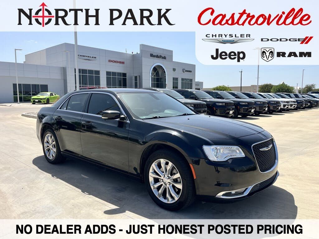 2021 CHRYSLER 300