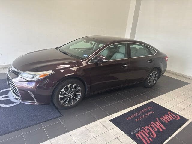 2017 TOYOTA Avalon