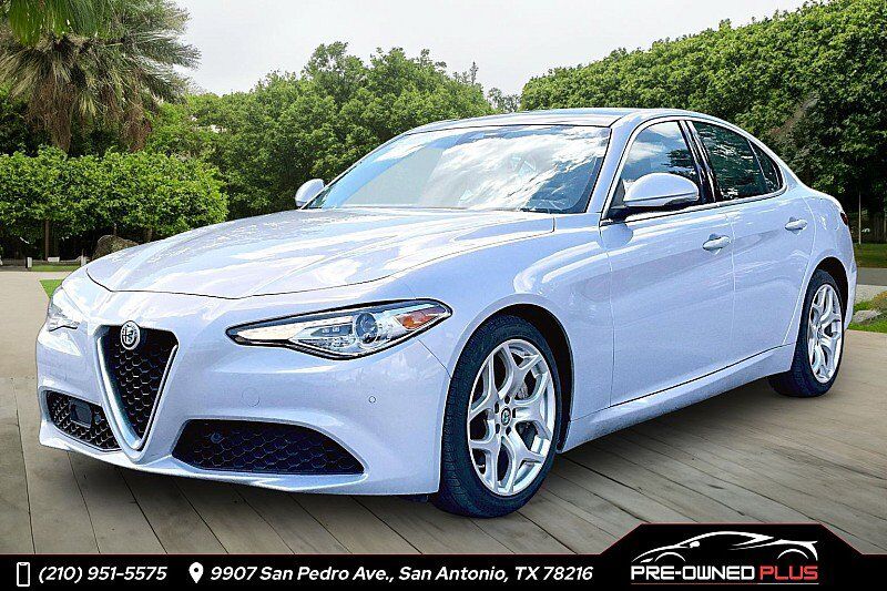 2021 ALFA ROMEO Giulia