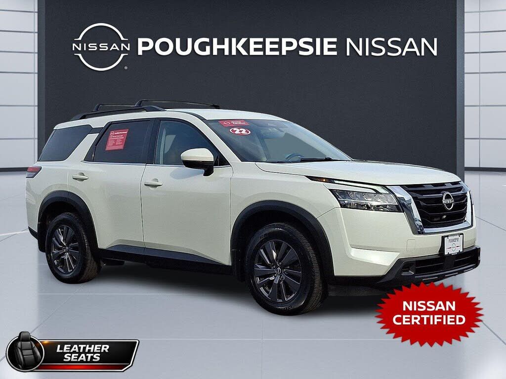 2022 NISSAN Pathfinder