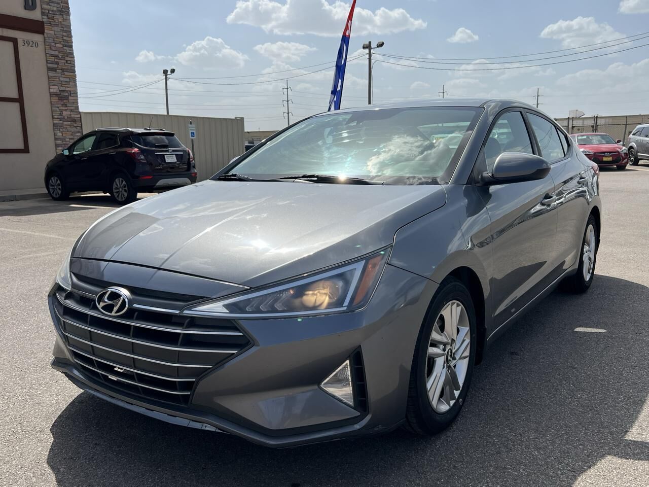 2019 HYUNDAI Elantra